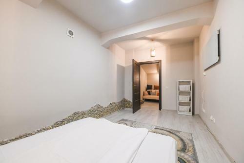 Two Bedroom Apartment In The City Center