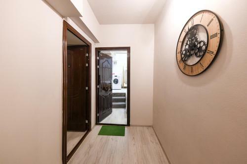 Two Bedroom Apartment In The City Center