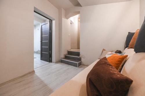 Two Bedroom Apartment In The City Center
