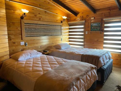 Hotel Hostal Caulle