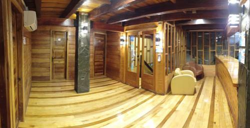 Hotel Hostal Caulle