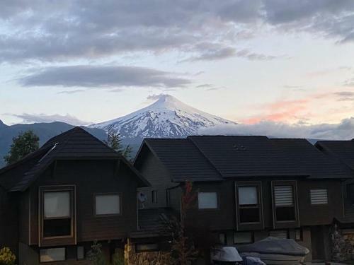 Hermosa Casa En Puc�n, Ubicada A Pasos Del Lago Y Del Centro