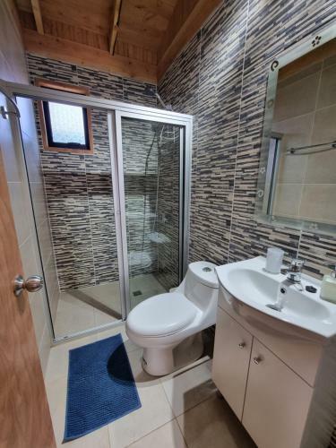 Hostal Blue House Departamento - Caba�a - Casa