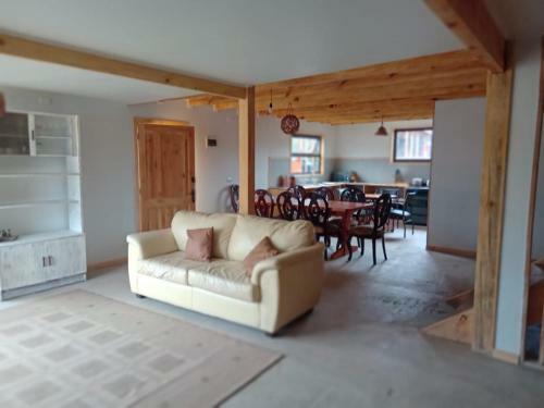 Casa Con Dise�o Universal Para 6 Personas