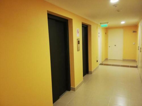 Apartamento Depto 1 Dormitorio Centro Blanco 702