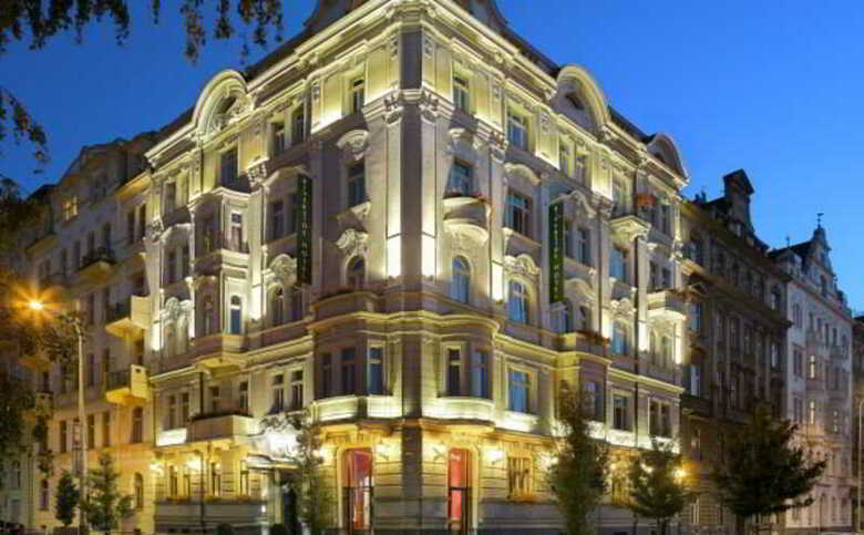 Mamaison Hotel Riverside
