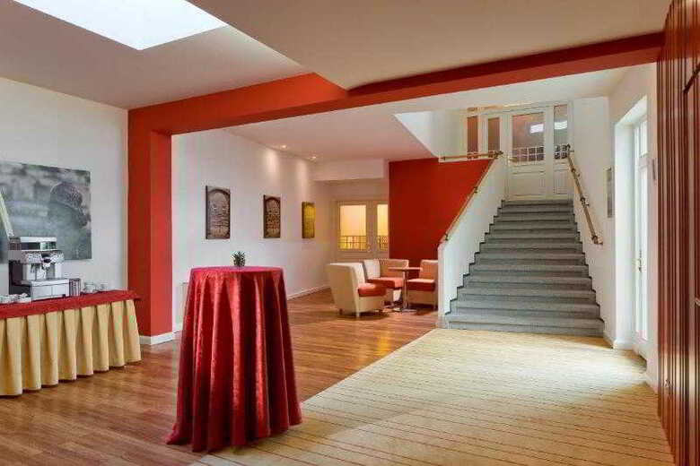 Mamaison Hotel Riverside