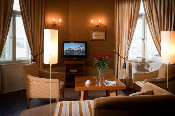 Mamaison Hotel Riverside