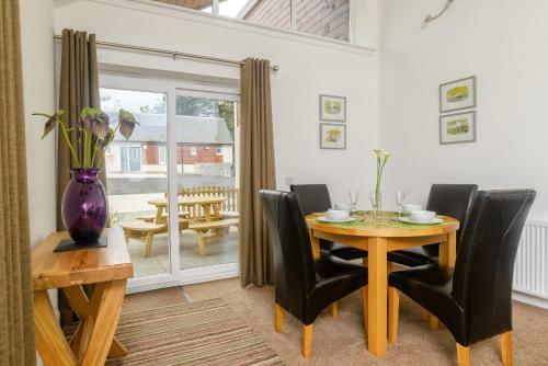 Elderburn Lodges