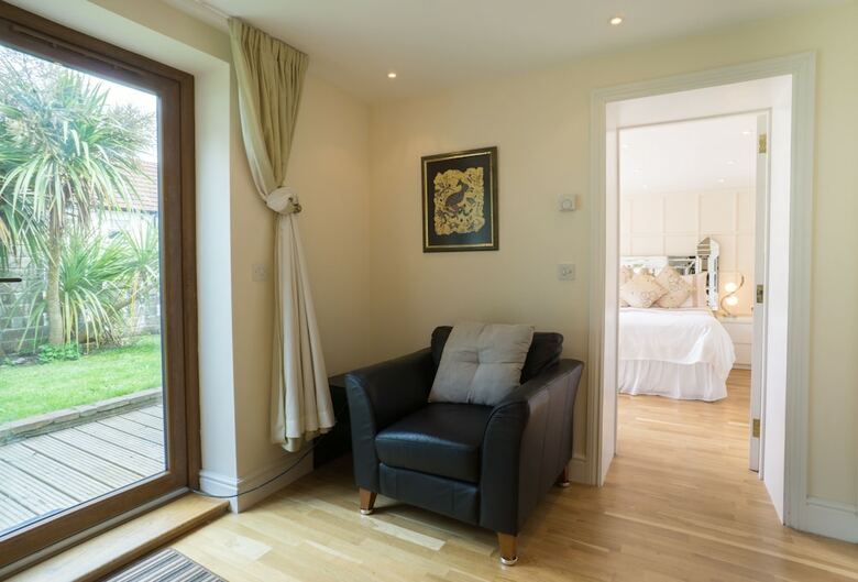 Bed & Breakfast Westwood Guest House