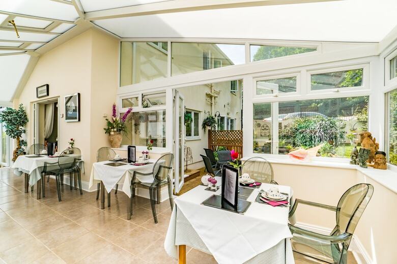 Bed & Breakfast Westwood Guest House