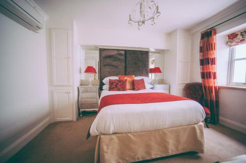 Royal Seven Stars Hotel