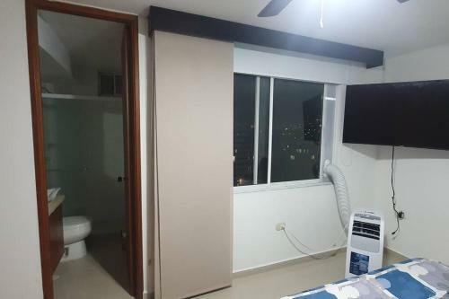 Apartamento Hermoso Apto Piso 23 Con Vista A La Ciudad
