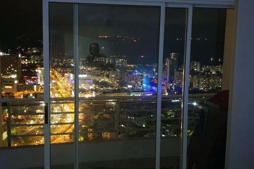 Apartamento Hermoso Apto Piso 23 Con Vista A La Ciudad
