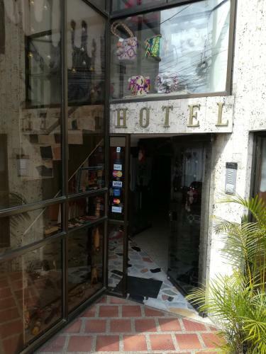Hotel Costa Del Sol