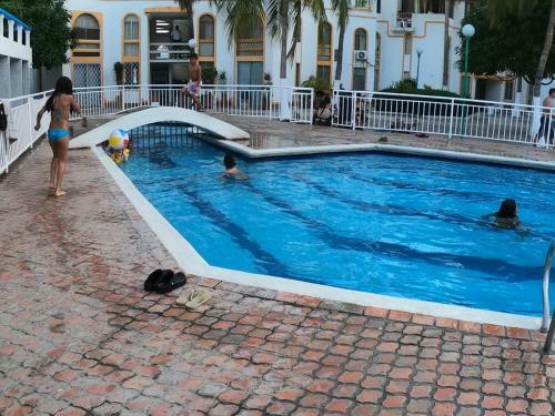 407 Apartamento Rodadero Con Piscina