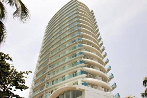 Acogedor Apartamento, Moderno Y Con Vista Al Mar.