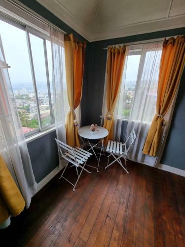 Hostal Meraki Hostel - Cerro Alegre - Valpara�so