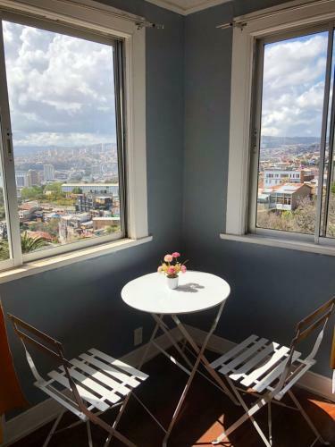 Hostal Meraki Hostel - Cerro Alegre - Valpara�so