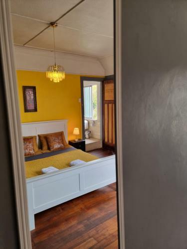 Hostal Meraki Hostel - Cerro Alegre - Valpara�so