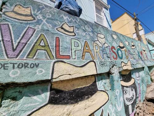 Hostal Meraki Hostel - Cerro Alegre - Valpara�so