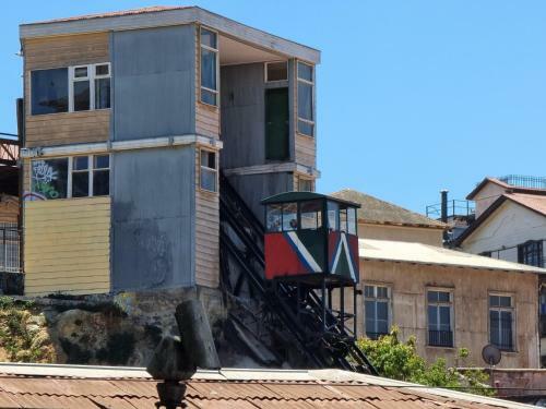 Hostal Meraki Hostel - Cerro Alegre - Valpara�so