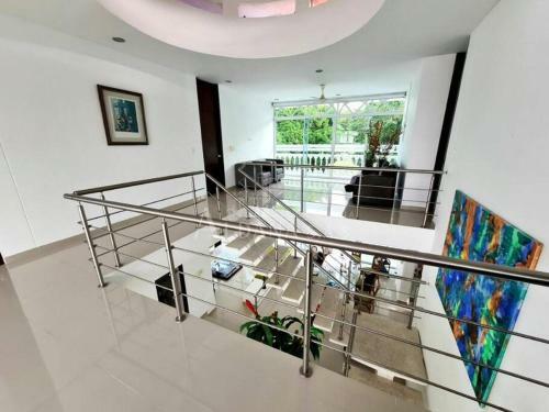 Hermosa Casa En El Pe�on