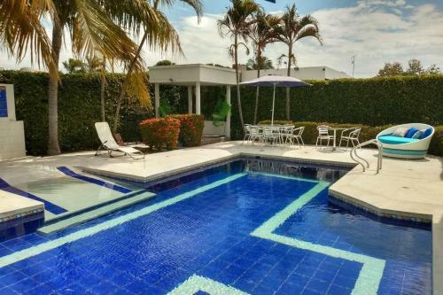 Villa Santorini, Girardot