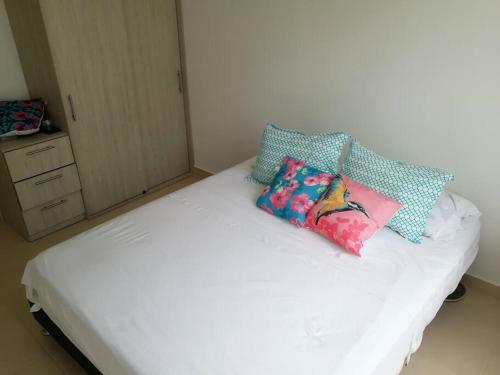 Hermoso Apartamento En Girardot Con Aire Acondicionado