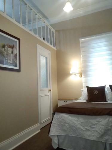 Hostal Belle Epoque