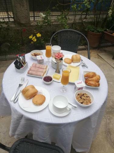 Hostal Belle Epoque