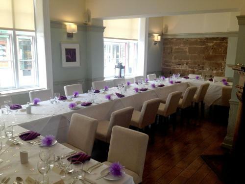 The Warwick Arms Hotel