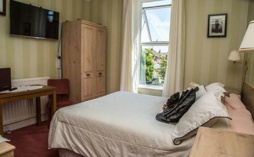Hostal Cambridge Villa Hotel