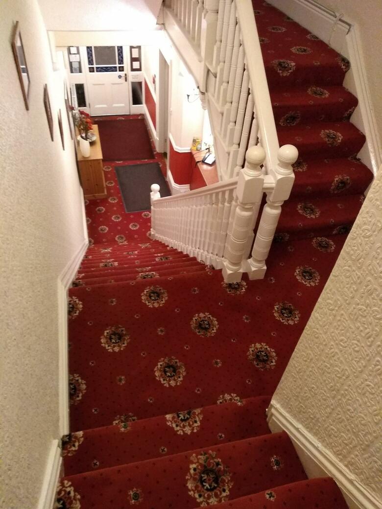 Hostal Angus Hotel