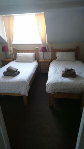 Hostal Cornerhouse Guesthouse