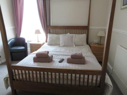 Hostal Cornerhouse Guesthouse
