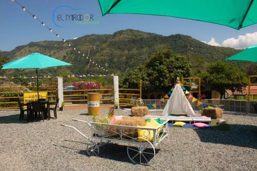 Hotel Hostal El Mirador