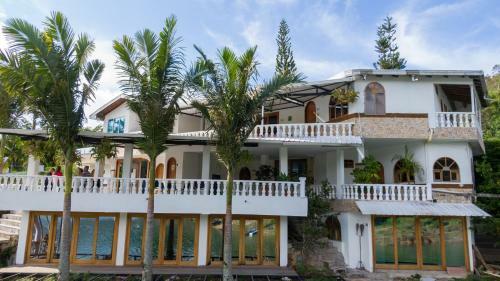 Hotel Alttum Casa Linda