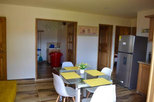 Roble Colonial - Apartahotel En Guatap�
