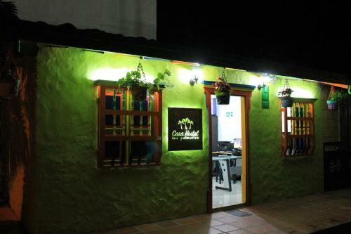 Casa Hostal Las Palmeras