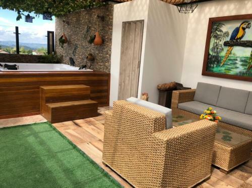 Moderno Apartamento En Guatap� Con Jacuzzi Y Parqueadero
