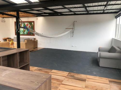 Moderno Apartamento En Guatap� Con Jacuzzi Y Parqueadero
