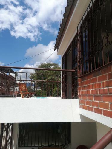 Apartamento Amoblado Con Balc�n En Ibagu�