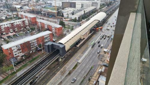 Apartamento Frente Del Metro