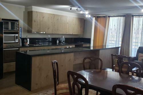 Apartamento Incredible View Of Stgo. From 3 Bed 3 Bath Home!