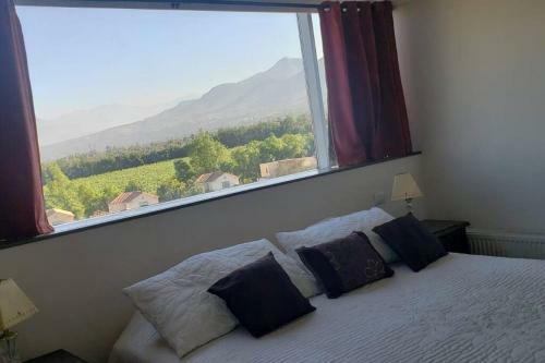 Apartamento Incredible View Of Stgo. From 3 Bed 3 Bath Home!
