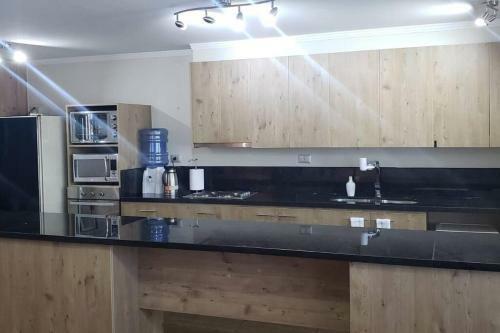 Apartamento Incredible View Of Stgo. From 3 Bed 3 Bath Home!