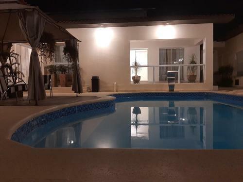 Prosper Executive Hotel