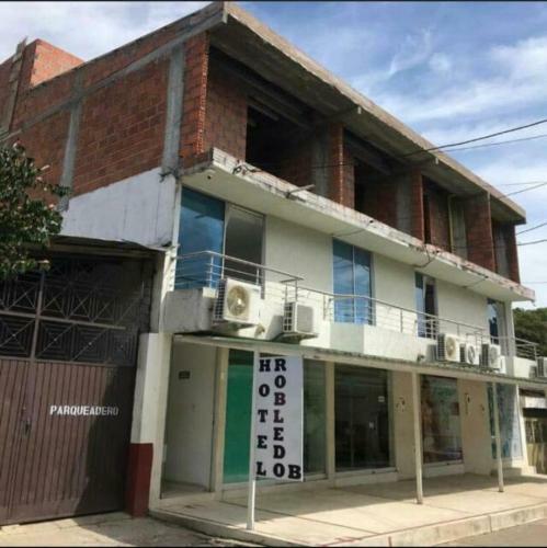 Hotel Robledo B