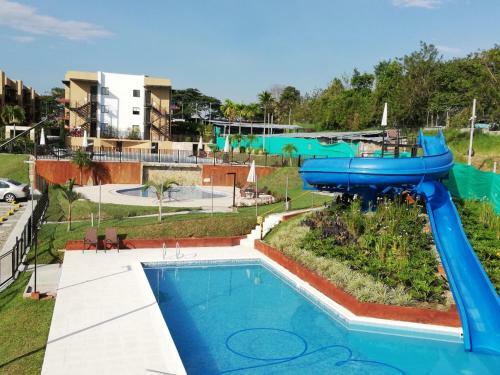 Apartamento Descanso Cafetero, Piscinas, Jacuzzi, Wifi